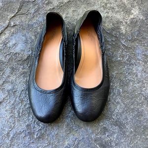 Vionic Alexa flats black